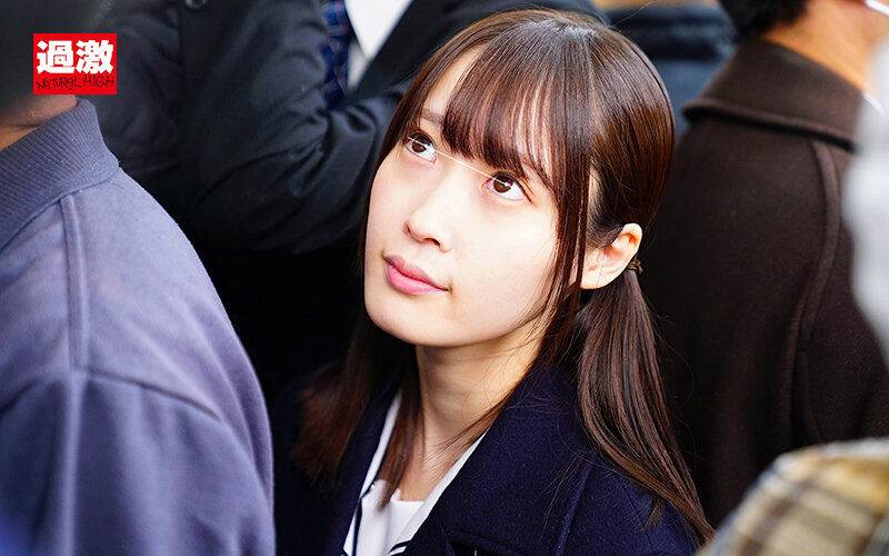 ＜JK＞ 痴●師に満員電車の中で下着姿にされ見られる羞恥で抵抗できない...