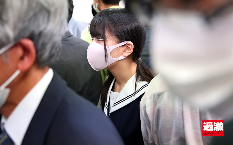 ＜JK＞ 対面痴●で何度もイカされ糸が引くほど舌を絡ませるベロキス発情...