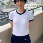 ＜JK＞ もなみ鈴 むちむちデカ尻 神ブルマ ロリ美少女やぽっちゃり娘にピチピチブルマ＆体操着を着せ、ハミパン、ムレムレワレメを毛穴まで見えるほどの超ドアップ接写！さらに尻コキ、着衣お漏らし放尿やブルマぶっかけ等ブルマ好きに送る完全着衣フェチAV 『高画質』