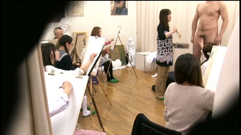 ＜JK＞ ＜絵画教室＞で女性美術部員が一人ずつ平気な顔して、裸になった...