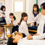 ＜JK＞ 「いいんです！学校でイジメられても。だって家に帰ればイジメっ子たちが絶対してない濃厚なセックスをイジメられっ子同士でしているから…」2 『高画質』