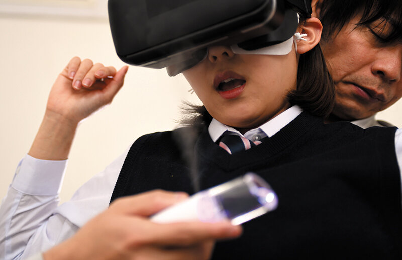 ＜JK＞ これ現実なの仮空なの！？ VRサポーター えっ…ちょっと…何...