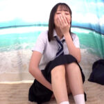 ＜JK＞ 下校中J○限定！ 部活で火照った汗ばみボティーに冷感ローションマッサージ体験！クールダウンするはずなのに「こっそり混ぜた媚薬」で性欲が覚醒！アツくなったクリトリスやトロマンをいじられ、ガニ股失禁イキ潮噴射！デカチン中出しをおねだりしちゃうなんて！～ひな編～ 『高画質』