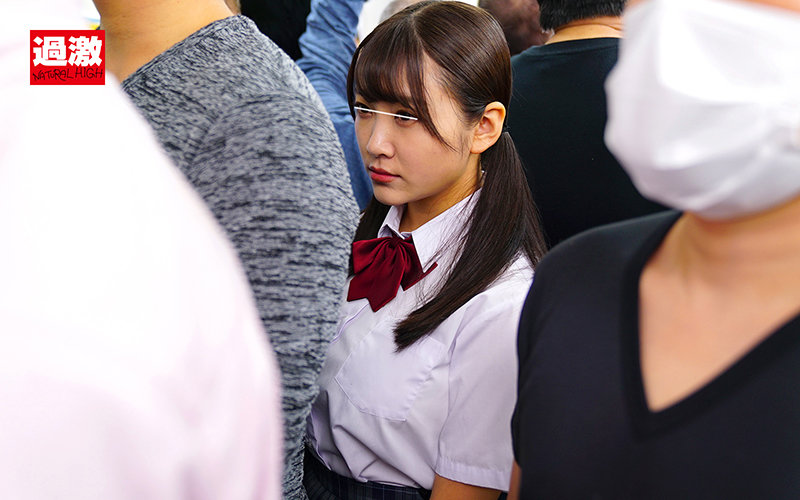 ＜JK＞ 痴●師に満員電車の中で下着姿にされ見られる羞恥で抵抗できない...