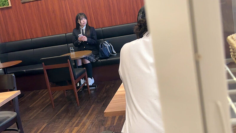＜JK＞ 学園のアイドルを強○イラマで黙らせて集団輪○ 快楽を植え付け...