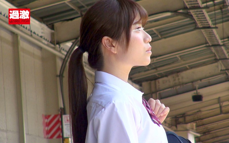 ＜JK＞ 痴●され潮を吹かされても最後まで感じていることを認めず潮が出...