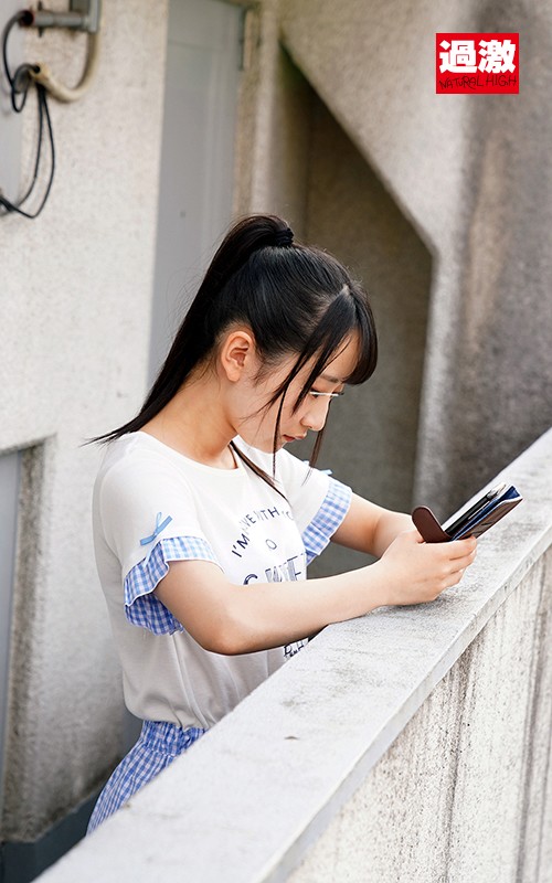 ＜JK＞ 同じマンションに住む小さい女の子に媚薬を塗り込んだチ○ポで即...