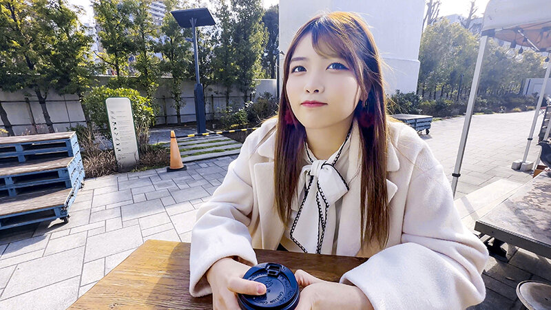 ＜JK＞ 声優のタマゴ、原石系のHカップ巨乳美女！オイルでテカテカおっ...