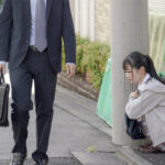 ＜JK＞ 道端で拾った生意気な家出少女が部屋にあったハード系AVで急に黙り込んでいたので、AVと同じハードプレイで宿代をカラダで払ってもらいました。 『高画質』