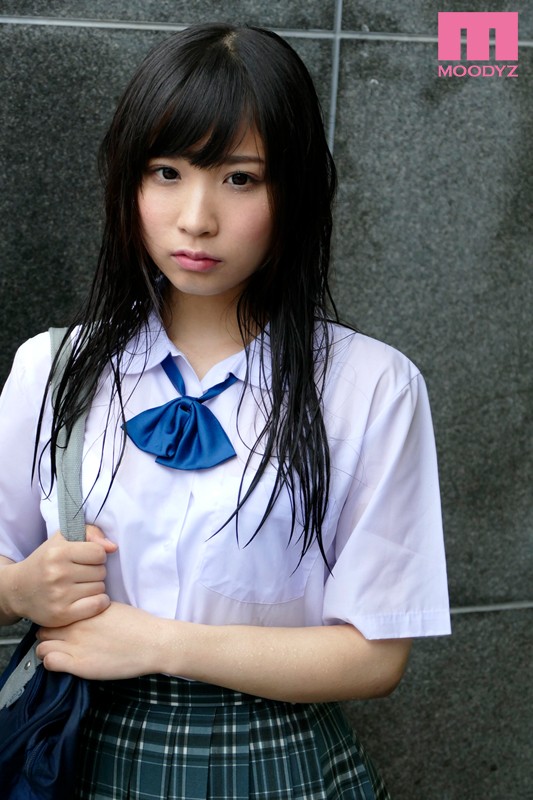 ＜JK＞ 真夏の中年オヤジと汁汗唾涎ベロキス性交 栄川乃亜 『高画質』