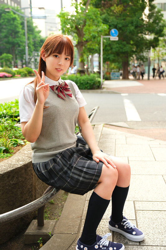 ＜JK＞ たんぽぽ☆プレゼンツ！ 女子校生男の娘3人とハメ撮り乱交撮影...