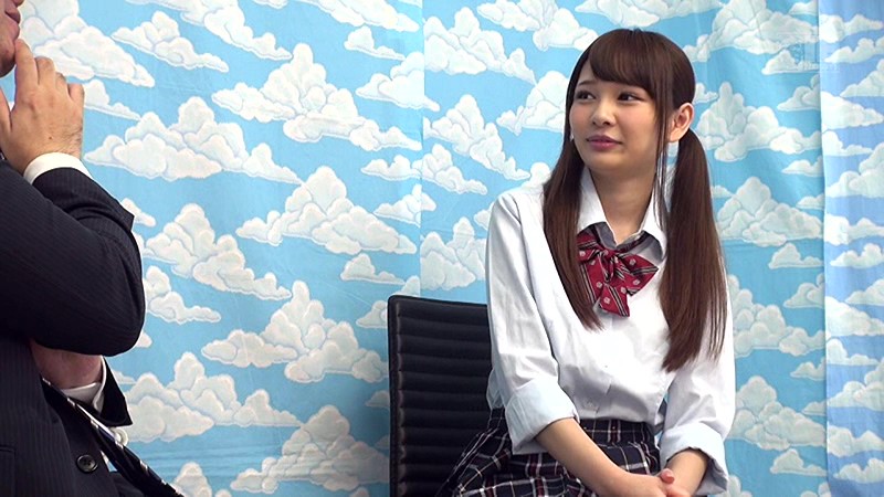 ＜JK＞ 素人ナンパ えっちに興味津々な女子校生が初めての素股で発情！...