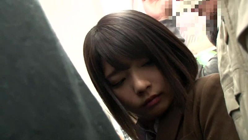 ＜JK＞ 何度イっても止めない低速指マン痴●→降りたら即強● 2 『高...