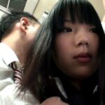 ＜JK＞ 清純女子校生をバスの中で痴●したら拒んだけれどパンツの中はビシャビシャだった 『高画質』