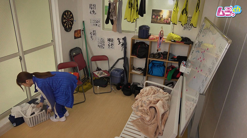 ＜JK＞ カップル盗撮 校内エッチにハマってしまった○校生カップルが放...