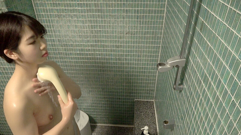 ＜JK＞ パコ撮りNo.63 エロく分厚い唇で勃起させる吹奏楽部J●の...