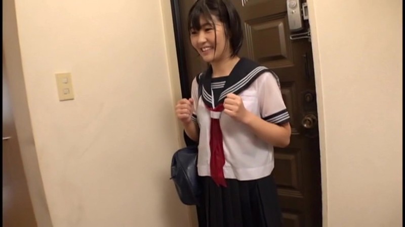 ＜JK＞ セーラー服を濡らさないで、嫌よ雨よ天気予報が外れて… 須崎美...