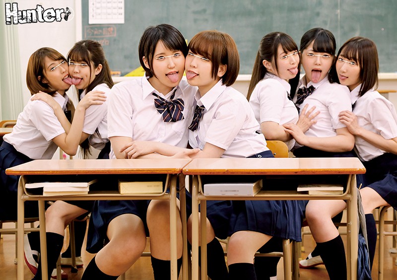 ＜JK＞ クラスの女子の間でベロチュー大流行！教室内で女子たちがチュー...