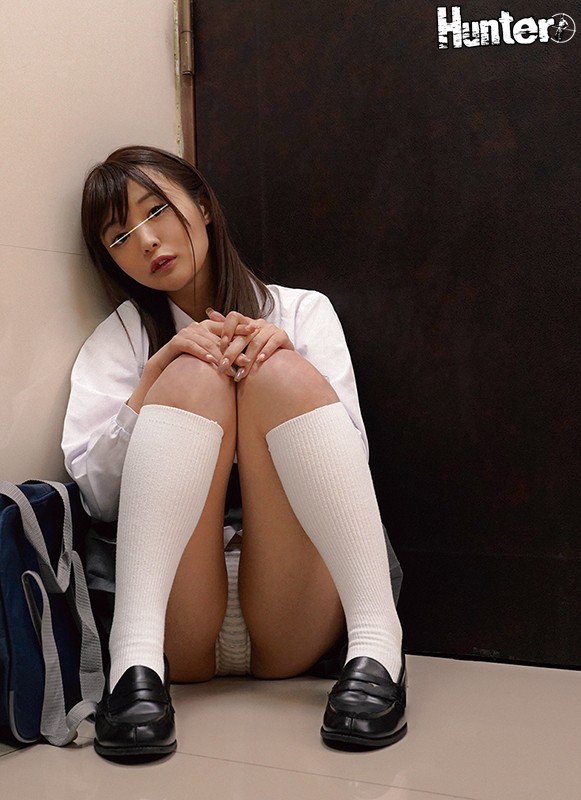 ＜JK＞ 同じマンションでよく見かける鍵っ子女子は、寂しがり屋で、声を...