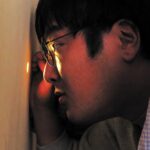 ＜JK＞ 部屋にあいた覗き穴からいつも妹を観察している引きこもりのボク。だけどある日、彼氏とエッチ中の妹はボクと目が合うと余計に感じ始めて…？ 『高画質』