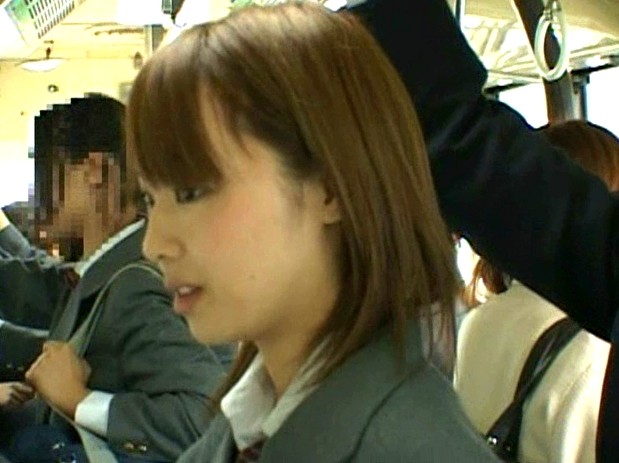 ＜JK＞ 「間違えたフリして女子校通学バスに乗り込んでヤられた」 VO...