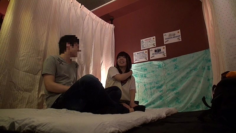 ＜JK＞ ネットで噂になってる怪しいリフレ店へ潜入！体験入店JKとイチ...