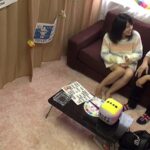 ＜JK＞ ヤれると噂のJKコミュ店にガチ潜入！裏オプ交渉なんて知らない子のほうが意外とゴム無し挿入でヤれたりする。 『高画質』