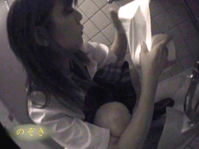 ＜JK＞ 激撮！女子校生の公衆トイレ制服オナニー 『高画質』