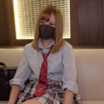 ＜JK＞ パコ撮りNo.39 生チン挿入を拒んでいた茶髪ルーズソックスJ●生マンに先っぽだけの許しを貰いチュポチュポ挿入からズボズボとこねくり回して中出し！ 『高画質』