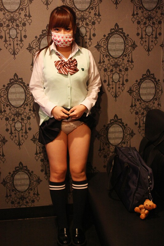 ＜JK＞ ロリDQN巨乳HカップJKでつ「中田氏なんてあたり（￣∀￣）...