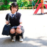 ＜JK＞ 近所で見つけた女子校生Yちゃんと失神キメセク遊び【素人投稿】 『高画質』