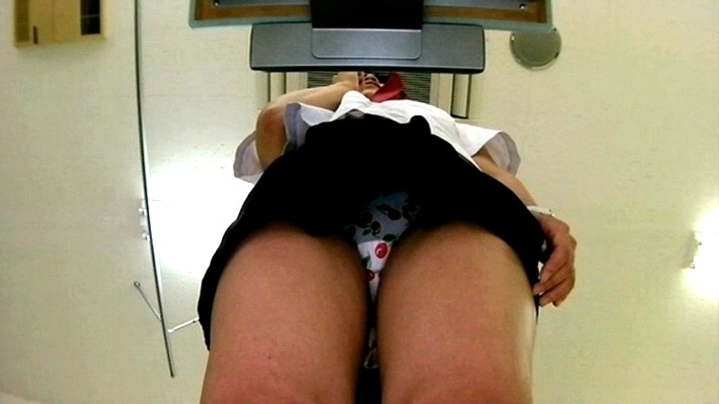 ＜JK＞ 眼科医師 検眼女子校生パンチラ盗撮4 『高画質』