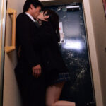 ＜JK＞ 子宮を叩かれるたびに濡れていく…生徒のナマ膣。恋焦がれた教師との濃厚で濃密な中出しとごっくん 『高画質』