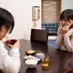 ＜JK＞ 隣に住むJ系ママが大きなおっぱいと包容力で僕を甘やかしてくれる！バブみ感じて赤ちゃん返りSEX 柏木こなつ 『高画質』