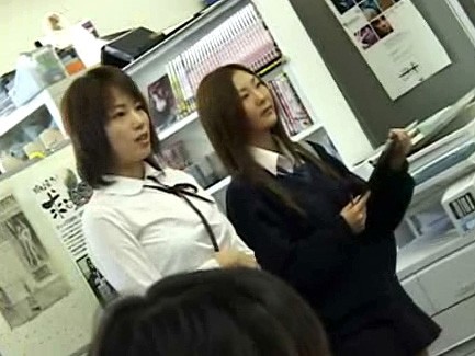 ＜JK＞ 女子校生限定20人！ 制服だらけのAVメーカー！社員はまるご...