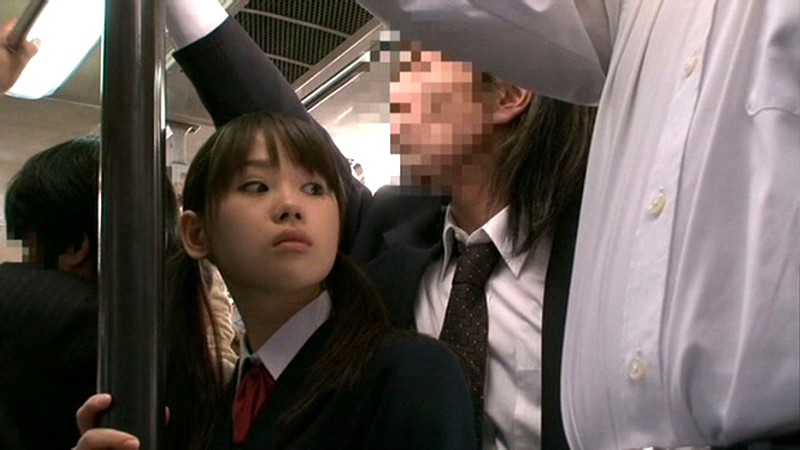 ＜JK＞ 制服が人気の○○○校行き路線バスで、一番かわいい女子校生を音...