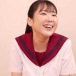 ＜JK＞ 学校帰りの無垢J〇が童貞男性の上でぎこちなく腰を振る『オイル素股』に挑戦！ヌレヌレの割れ目に亀頭の先っちょを挿入したら『（/ω＼） イヤン◆』と言いつつも中出しまで許してくれる！？～まゆ編～ 『高画質』
