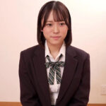 ＜JK＞ 学校帰りの無垢J〇が童貞男性の上でぎこちなく腰を振る『オイル素股』に挑戦！ヌレヌレの割れ目に亀頭の先っちょを挿入したら『（/ω＼） イヤン◆』と言いつつも中出しまで許してくれる！？～まみ編～ 『高画質』