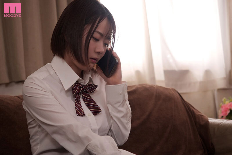 ＜JK＞ 不登校な地味生徒は脱いだら凄っい神乳ボディだった…共働き保護...