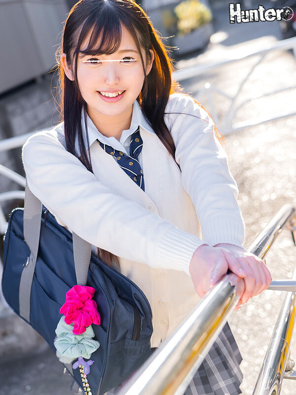 ＜JK＞ 学校で一軍女子のボクの義妹はエロ漫画なんか読まない！と思って...