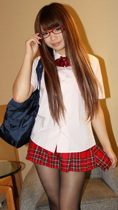 ＜JK＞ SNS繋がりでド変態脚フェチ男の餌食になった都内在住の女子●...