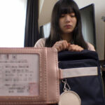 ＜JK＞ 大人っぽい可愛らしさに甘い喘ぎ声 パイパンマ○コをオチ○ポ指導！【個人撮影】中出し・イラマ・ほぼ処女 かりん 北岡果林 『高画質』