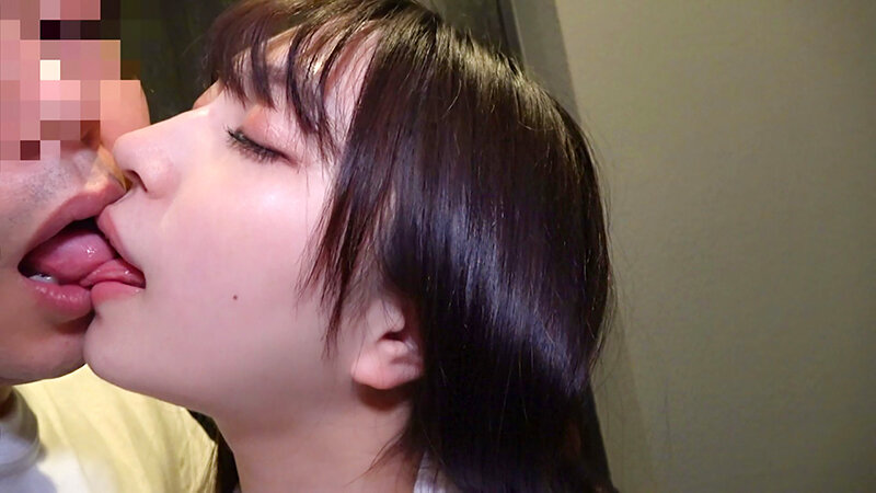 ＜JK＞ パコ撮りNo.129 お小遣い次第で生ハメ中出し出来ちゃうス...