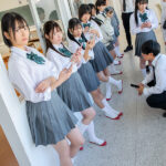 ＜JK＞ 校内立ちんぼ女子〇生2！ホ別1.5？校内でヤレばホテル代無料！交渉次第でNNOK！援交・パパ活する女子たちは最近公園で取り締まりが厳しく… 『高画質』