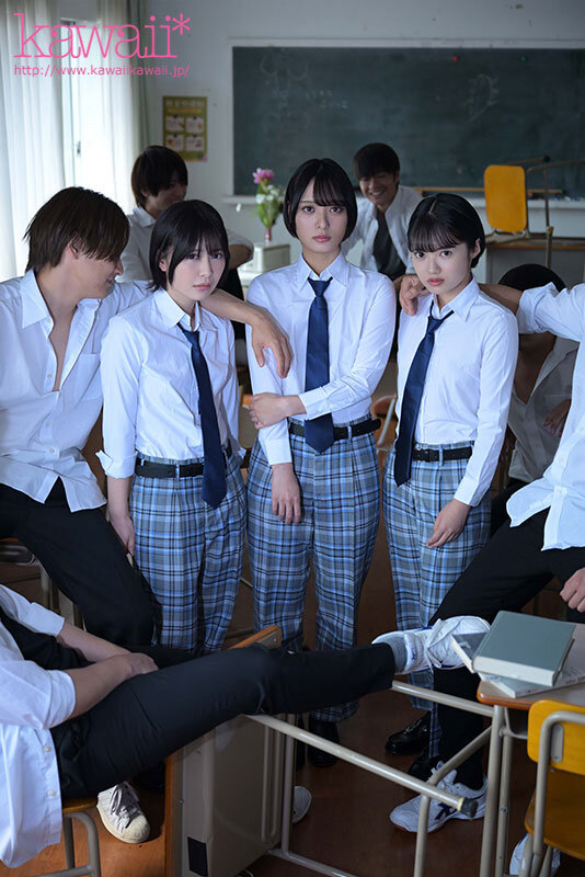 ＜JK＞ 男子校に訳あり入学した女子は、男生徒たちの●●●●●にされる...