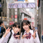 ＜JK＞ 田舎からやって来た修学旅行生に東京観光ごっくんデート 精子を口に入れたままドキドキ散歩 周りに気づかれないようにごっくん ひなのちゃん＆あかりちゃん ラブラブカップル同士が互いのパートナーを交換するスワッピングゲームに挑戦！！相手の彼女＆彼氏をより多く… 『高画質』