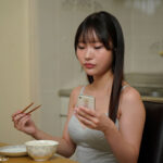 ＜JK＞ 生意気ざかりの反抗期の娘（メスガキ）を巨漢種付けプレスで理解らせる。 鈴の家りん 『高画質』