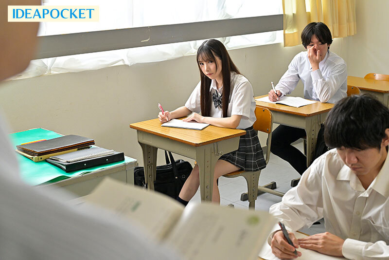 ＜JK＞ 仕事終わり制服リフレを呼んだら自分の教え子が…。 お互い弱み...