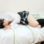 ＜JK＞ 寝ている女子校生の妹にイタズラしていたら逆に生ハメを求められて、もう発射しそうなのにカニばさみでロックされて逃げられずそのまま中出し！ 藤井林檎 『高画質』