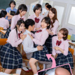 ＜JK＞ 『ここで（教室）こっそり挿れちゃおうか？』『このまま中に出していいよ…』休み時間＆放課後の教室で皆にバレない様にロングスカートの中でこっそり挿入して中出ししたがる超エッチな小悪魔クラスメイト女子！商業校に入学したら男女比率1対9でほぼ女子校状態！ 『高画質』